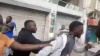 SCANDALEUX !!! Un journaliste de PressAfrik agressé par la police, son téléphone cassé