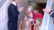 Steven Gerrard, sa dernière entrée à Anfield !!.mp4