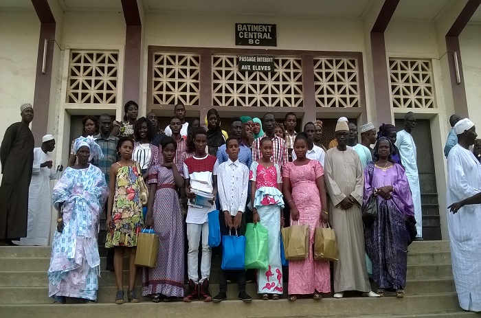 Les anciens du Lycée Lamine Guèye fêtent l’excellence et s’engagent à…