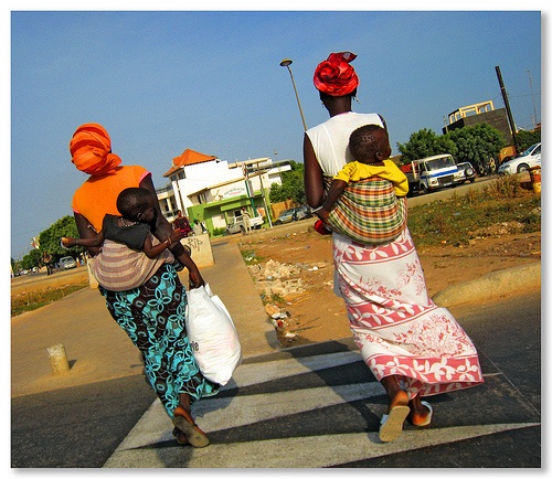 manifestation de femmes , source Ongafrique.com