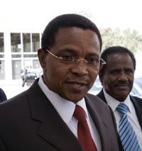 Dans son discours bilan, le président sortant de l’UA, le Tanzanien Kikwete, n’a pas cité une seule fois le nom de son successeur. (Photo : Reuters)