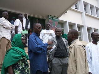 Sénégal-Dette intérieure : «la politique de pillage et de gaspillage de Wade»