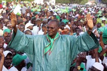 Sénégal campagne: Ousmane Tanor Dieng "les locales pour amener Wade à la retraite"