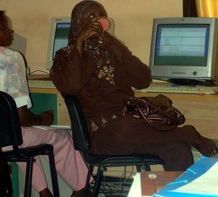 Sénégal genre et médias : les femmes journalistes à l’épreuve de la pratique