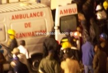 L'une des ambulances prépositionnées à la rue 35 de la Médina lors de l'effondrement de l'immeuble