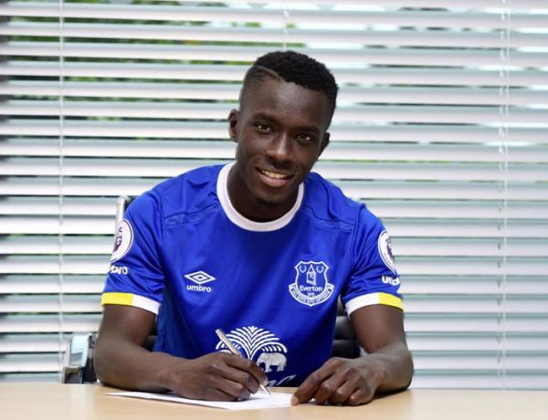 Everton va renouveler le contrat de Gana et amener son salaire à 55,6 millions Fcfa par semaine