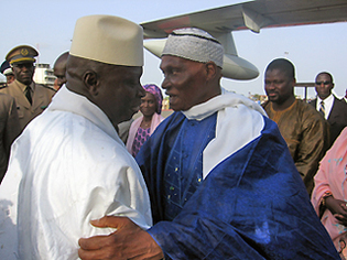 Visite de Wade en Gambie: La détention de la Carte de séjour levée pour les sénégalais de Gambie