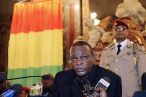 Guinée : Le général Sékouba Konaké nomme un nouveau chef d’état-major général des armées.