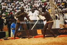 Lutte-Photos: Le combat Balla Gaye 2 vs Baboye en image 