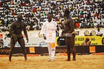 Lutte-Photos: Le combat Balla Gaye 2 vs Baboye en image 