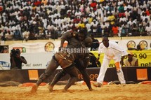 Lutte-Photos: Le combat Balla Gaye 2 vs Baboye en image 