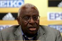 Lamine Diack s’oppose à un retour d’El Hadj Diouf dans la Tanière 