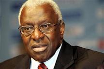 Dévolution du pouvoir au Sénégal : Lamine Diack doute de la faisabilité