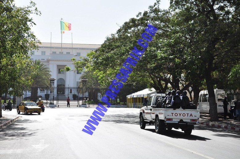 Reportage PHOTOS: la police et la gendarmerie déploient l'artillerie lourde anti-émeutes