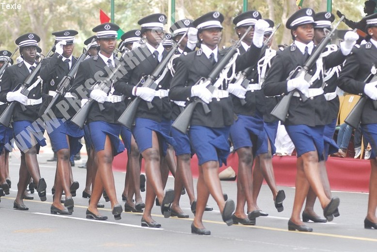 REPORTAGE Photos-04 AVRIL: La forte présence des femmes dans l'armée saluée