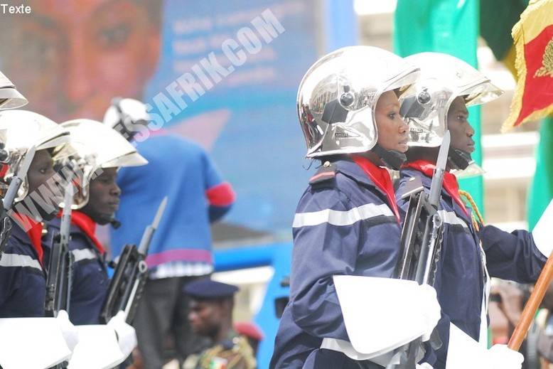 Reportage PHOTOS-04 Avril: Le public séduit par les sapeurs pompiers