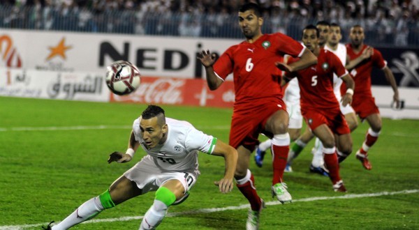 Match Algérie-Maroc: Football et Constitutions