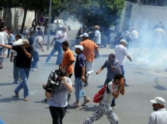 Affrontements entre jeunes et forces de l’ordre à Tunis