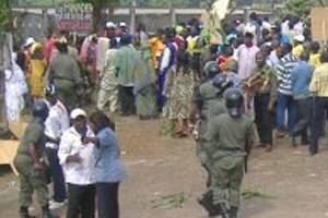 Coupure de courant: Ouakam et Mermoz ont manifesté contre les délestages ce samedi