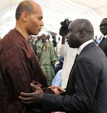 Rencontre à Paris: Idrissa Seck et Karim Wade ont-ils fumé le calumet de la paix ?