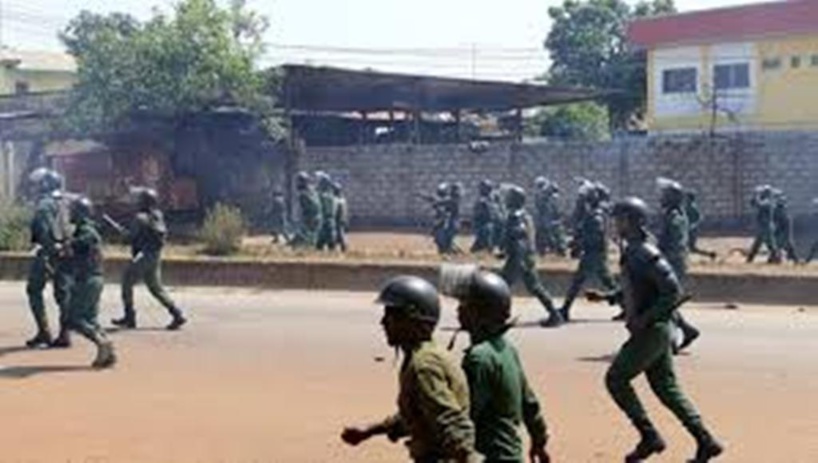 ​Guinée: Une nouvelle loi pourrait protéger les membres de la police contre toute éventuelle poursuite en justice