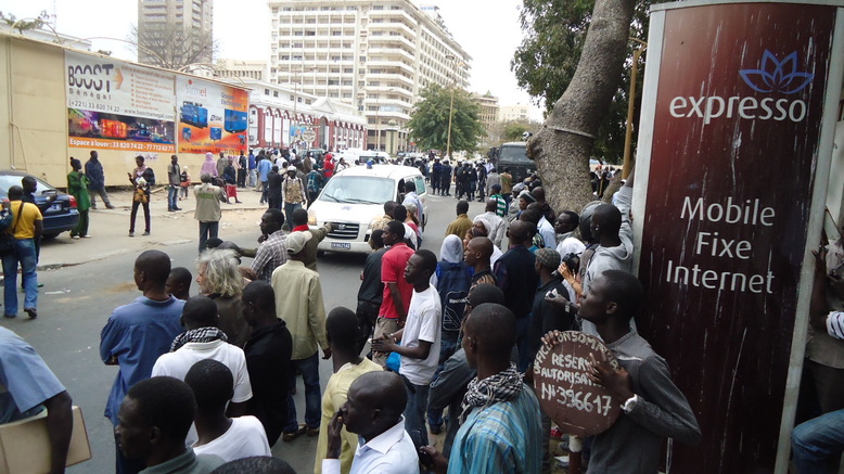 VIDEOS & PHOTOS Youssou Ndour: "Il ne peut y avoir d'élection au Sénégal avec Wade"