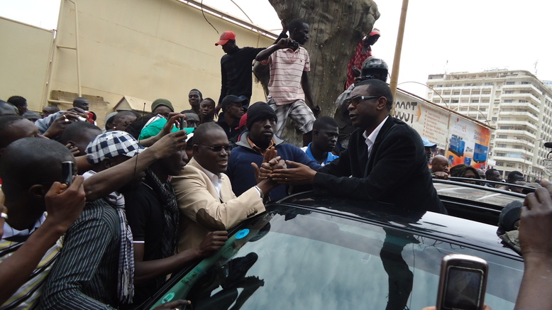 VIDEOS & PHOTOS Youssou Ndour: "Il ne peut y avoir d'élection au Sénégal avec Wade"