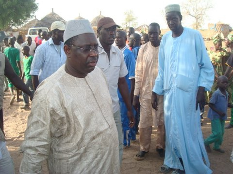 A Thiès, Macky Sall promet une université des métiers