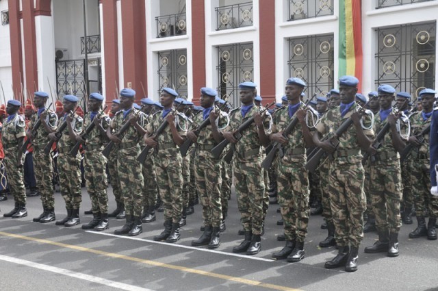 Législatives 2012: Militaires et paramilitaires boudent les urnes