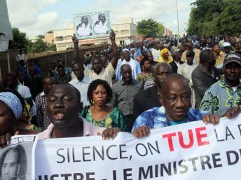 Le cortège des journalistes en colère dans les rues de Bamako, le 17 juillet 2012. Photo AFP / Habibou Kouyate