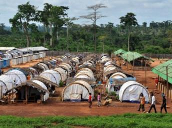 Un camp de déplacés à Duékoué, le 23 avril 2012.