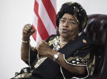 La présidente libérienne Ellen Johnson Sirleaf, prix Nobel de la paix en 2011, à Monrovia, le 11 novembre 2011.