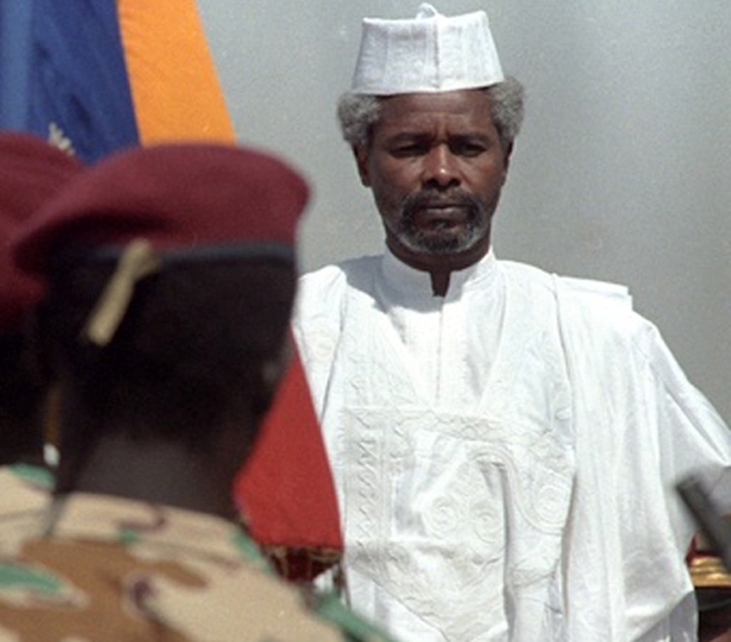 Hissène Habré sera jugé au Sénégal par un tribunal spécial