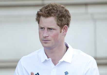 Dealer et prostituées : le prince Harry dans les pas de Charlie Sheen ?