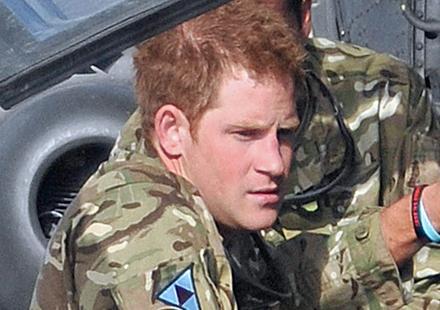 Prince Harry menacé par les talibans : "Nous ne cherchons pas à le kidnapper, mais à le tuer"