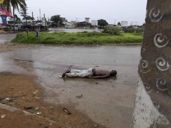 Côte d'Ivoire: restitution symbolique de corps de victimes de la crise post-électorale