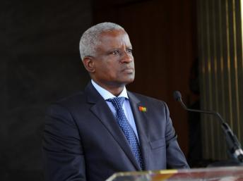 Manuel Serifo Nhamadjo, le président de transition de la Guinée-Bissau. AFP PHOTO/ ISSOUF SANOGO