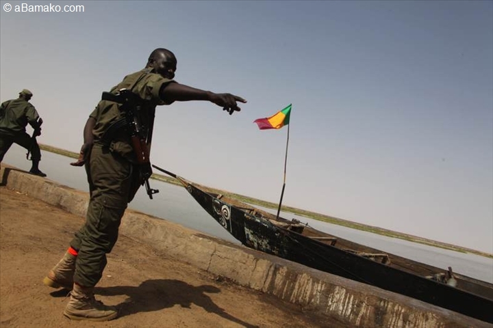 Mali : l’armée renforce ses positions à Anefis après de violents combats