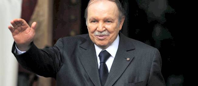 Tunisie: Hospitalisé à Paris, Bouteflika reçoit la visite de son Premier ministre