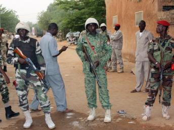 Quatrième attaque terroriste au Niger, qui s'enfonce dans une nouvelle forme de guerre