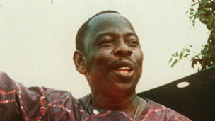 Ken Saro Wiwa, le plus célèbre des condamnés a mort éxécutés au Nigéria