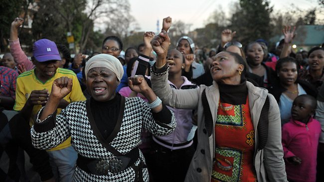 Afrique du Sud: Mandela sous assistance respiratoire