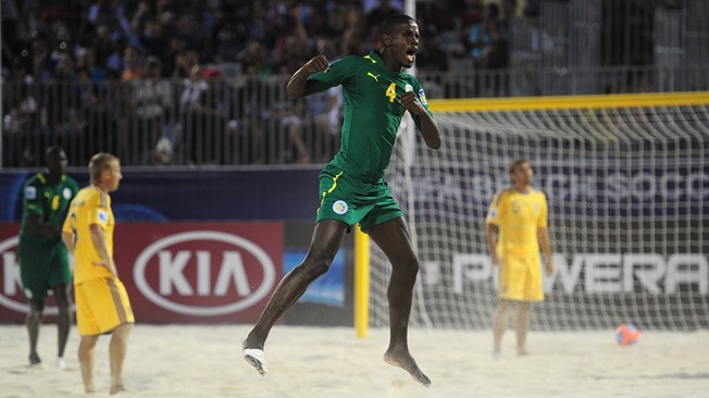 Mondial Beach Soccer : bonne entrée en matière des « Lions » vainqueurs de l’Ukraine