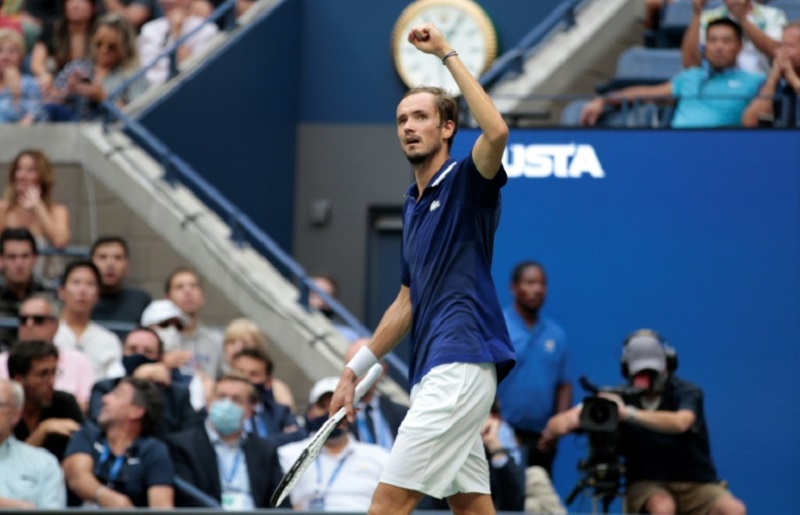 Tennis: Medvedev remporte l'US Open et prive Djokovic du Grand Chelem