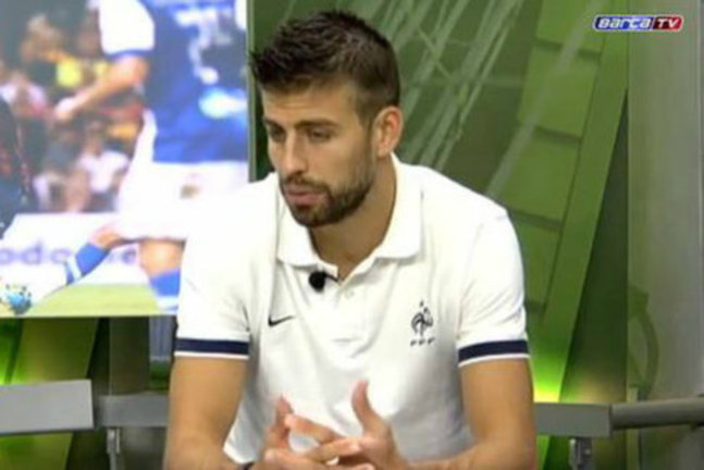 Barça: Quand Piqué porte un polo des Bleus