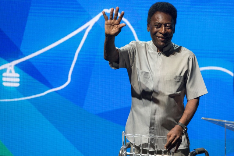 L'hospitalisation de Pelé prolongée en raison d'une infection urinaire