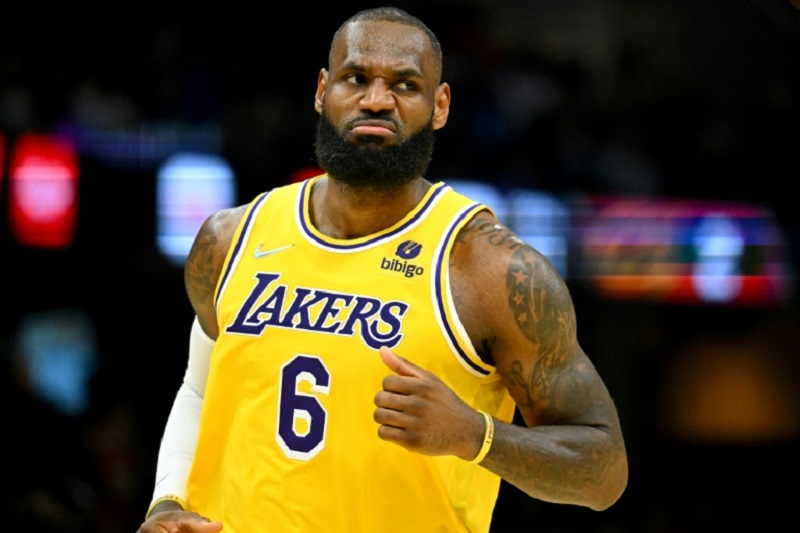 NBA: LeBron James brille à Cleveland