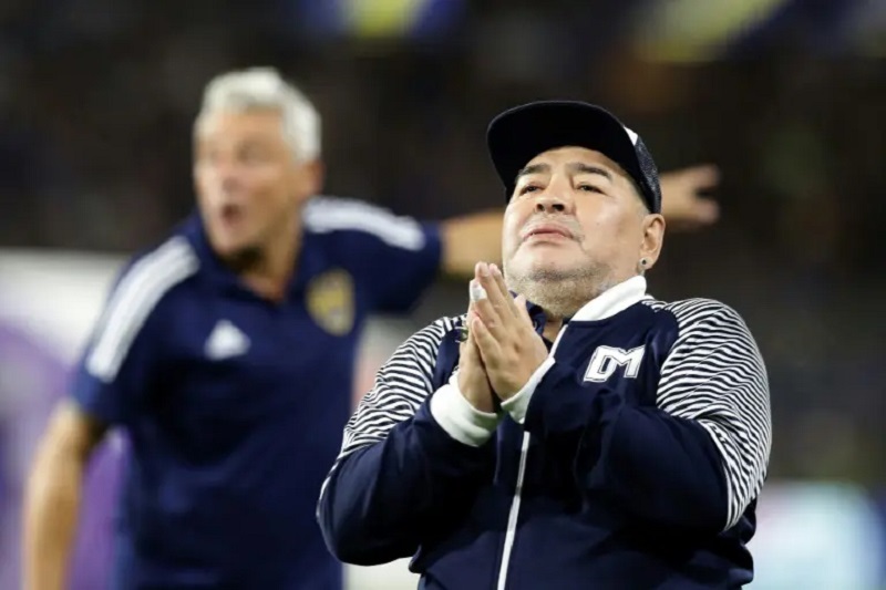 Mort de Maradona : procès confirmé pour l’équipe médicale accusée d’homicide par négligence