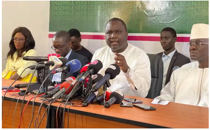 La Conférence des leaders Yewwi Askan Wi face à la presse cet-après midi