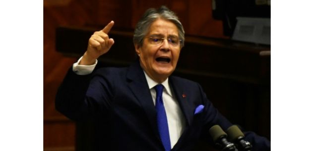 Guillermo Lasso, le président de l'Équateur, menacé de destitution, dissout le Parlement